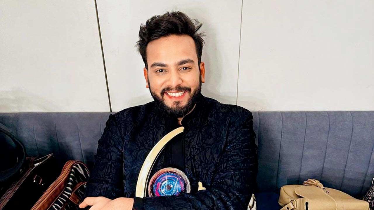 YouTuber Elvish Yadav become the winner of `Bigg Boss OTT 2` | સિસ્ટમ હૅન્ગ કરીને એલ્વિશે રચ્યો ઇતિહાસ