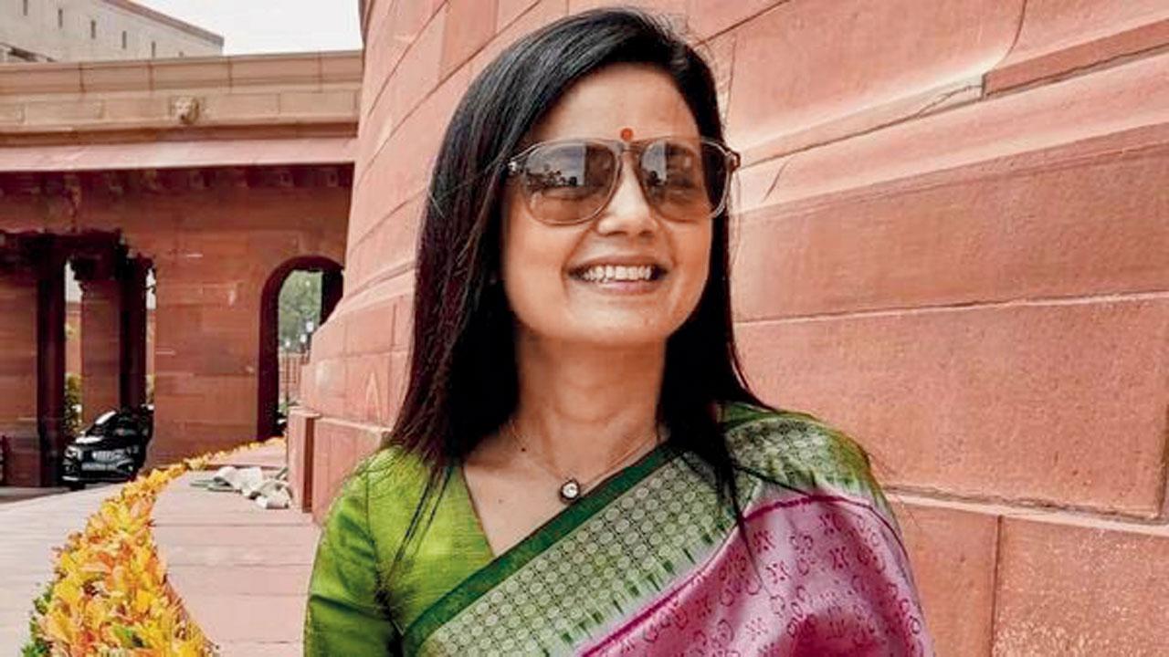 BJP MP claims CBI probe ordered against Mahua Moitra | સીબીઆઇનું સ્વાગત છે, મારાં શૂઝની ગણતરી કરવા