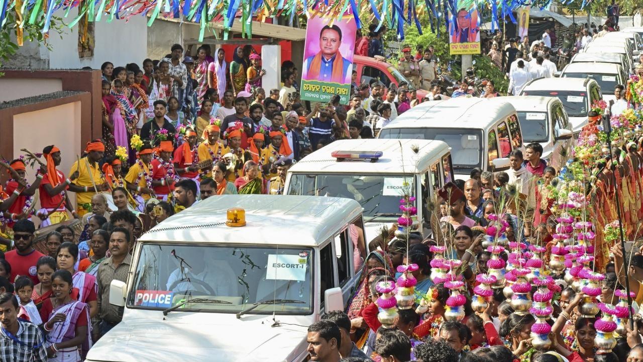 રાષ્ટ્રપતિ દ્રૌપદી મુર્મુએ ઓડિશાના મયુરભંજમાં તેમના જન્મસ્થળની લીધી મુલાકાત