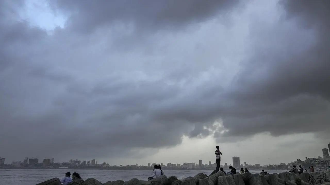 આગામી બે દિવસ મુંબઈમાં વાદળછાયું વાતાવરણ મળશે જોવા (ફાઈલ તસવીર)