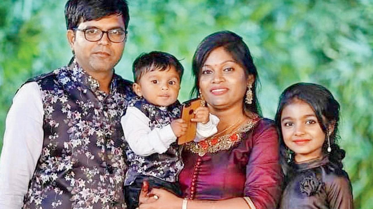 બે વર્ષ પહેલાં મૃત્યુ પામેલ ગુજરાતી પરિવાર