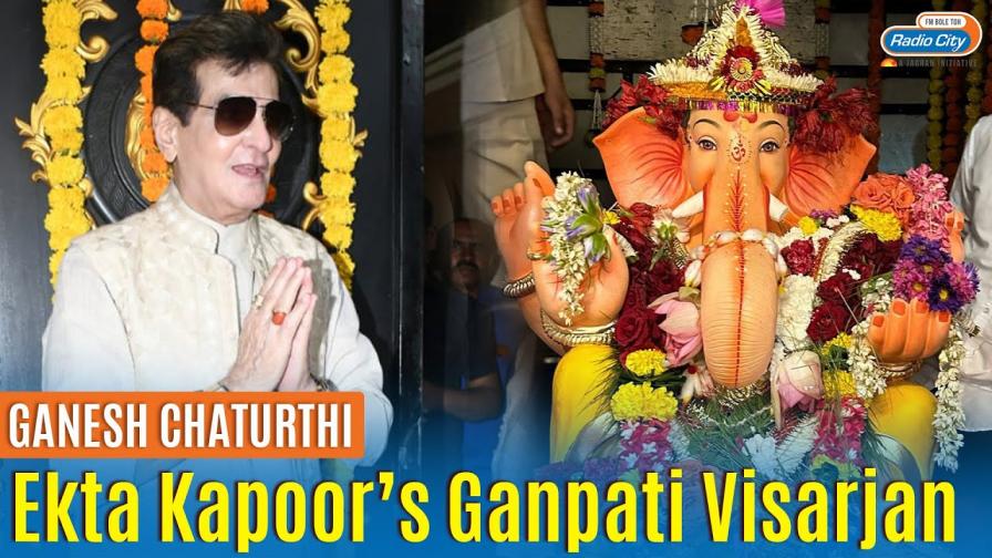 Ekta Kapoor and Jitendra Gets Emotional During Ganpati Visarjan Ganesh Chaturthi 2023