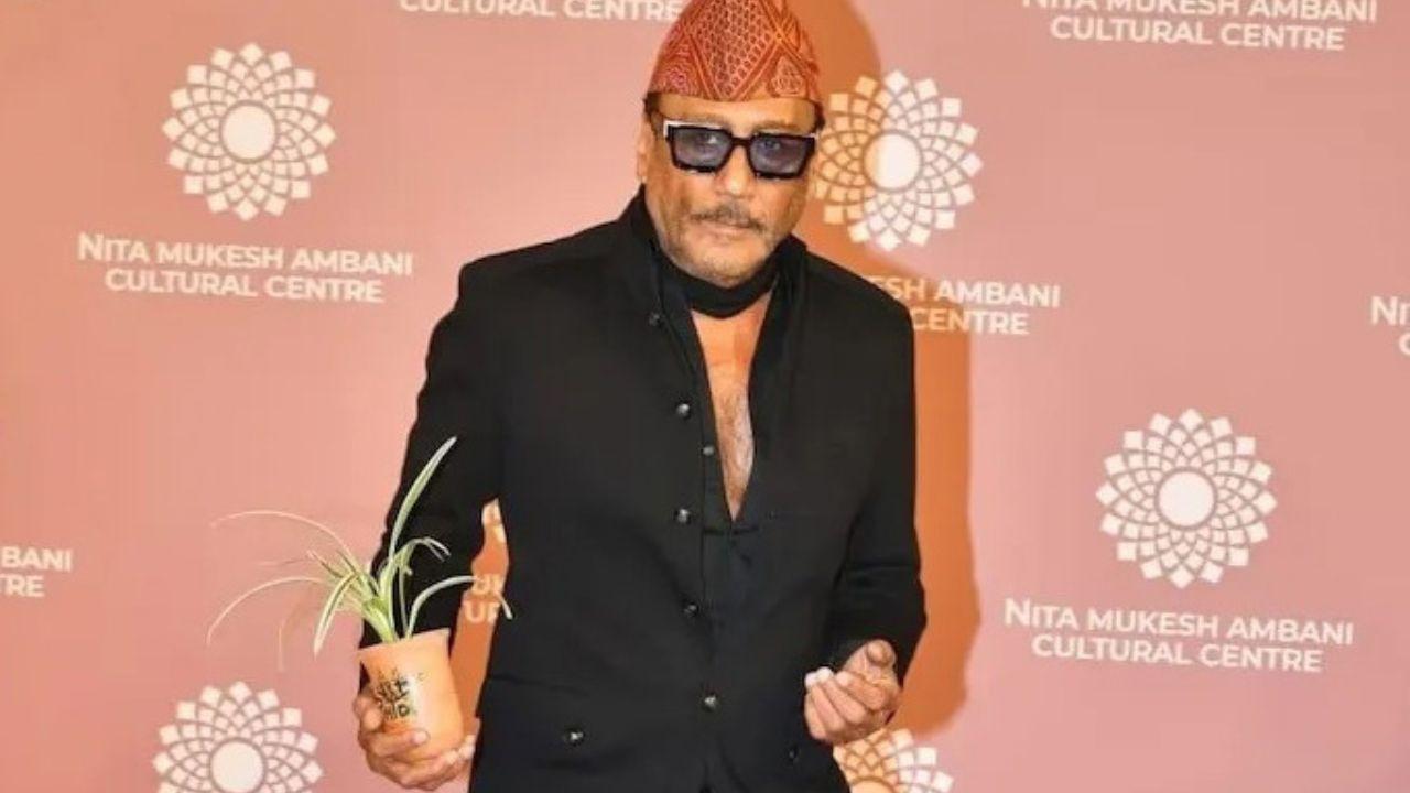 Jackie Shroff Urges Netizens to Help the Strays Asks to Leave Water Outside Homes this Summer