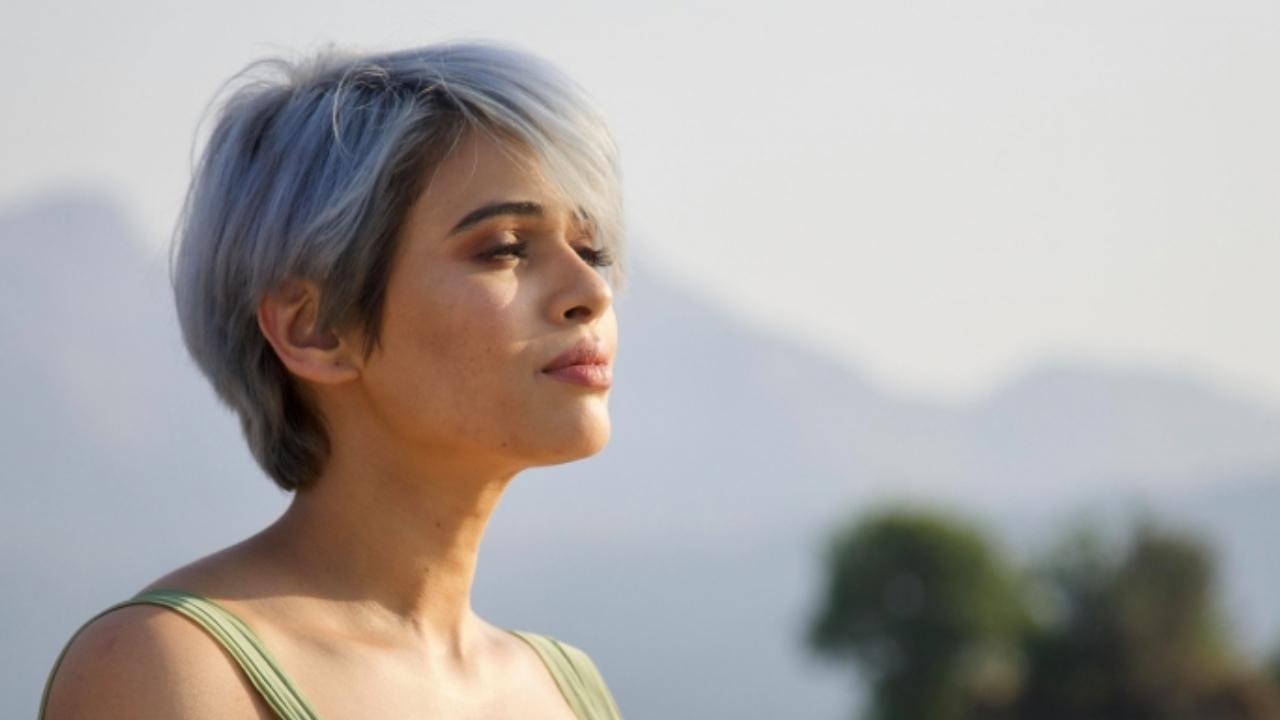 2x-side-a-by-shalmali-is-a-winning-reflection-of-the-singers-new-found-musical-identity