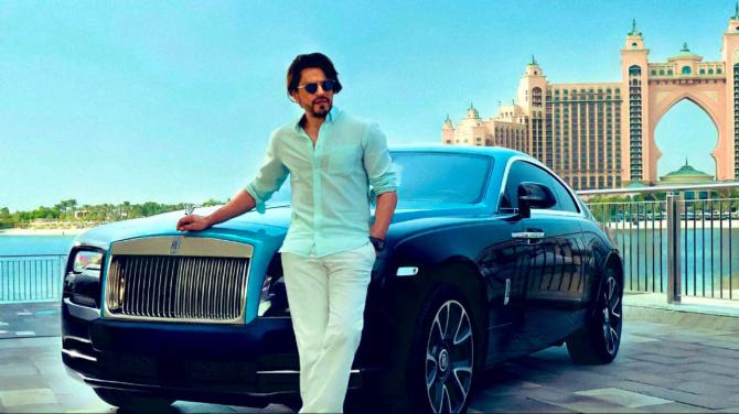 shah rukh khan rolls royce: Price of Shah Rukh Khan's new Rolls Royce will  surprise you