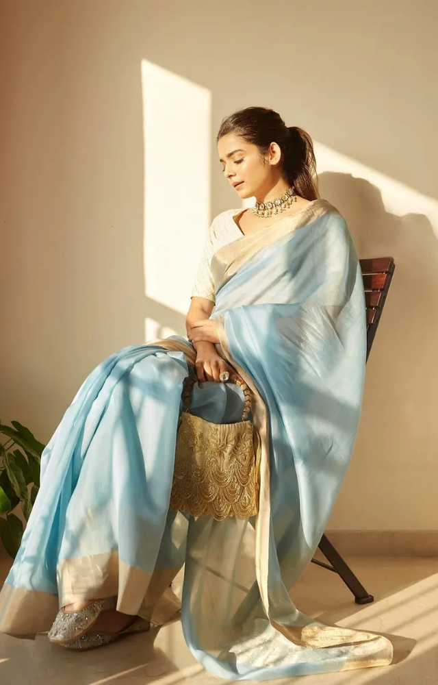 Top 10 Mithila Palkar And Kalki Koechlin Saree Look That We Absolutely  Love! | IWMBuzz | Saree look, Saree trends, Stylish sarees