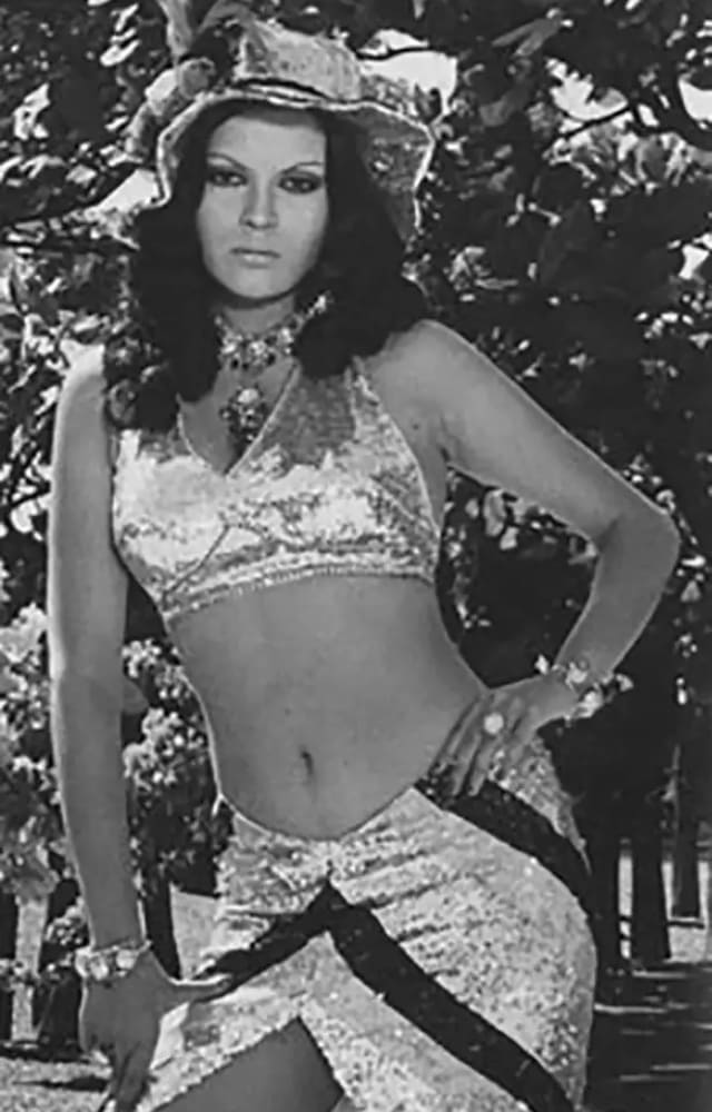 Zeenat Aman en maillot de bain